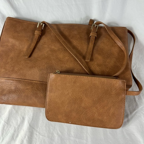 Urban Expressions Robi tote bag in Cognac Brown faux leather - Picture 7 of 7